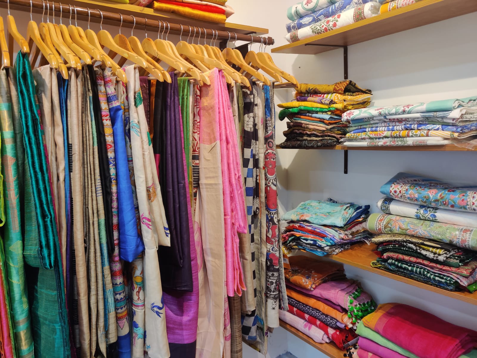 dupatta shopping online - desi weaves