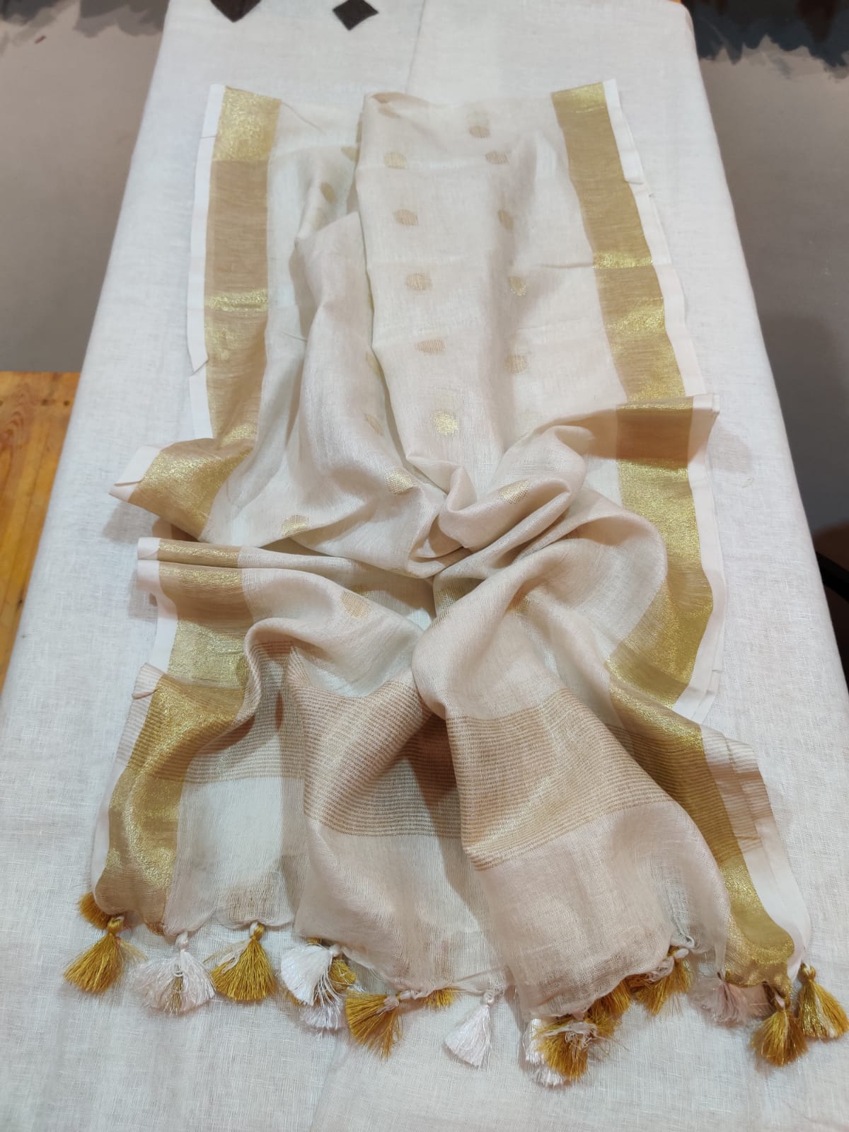 Handcrafted Pure Linen Dupatta