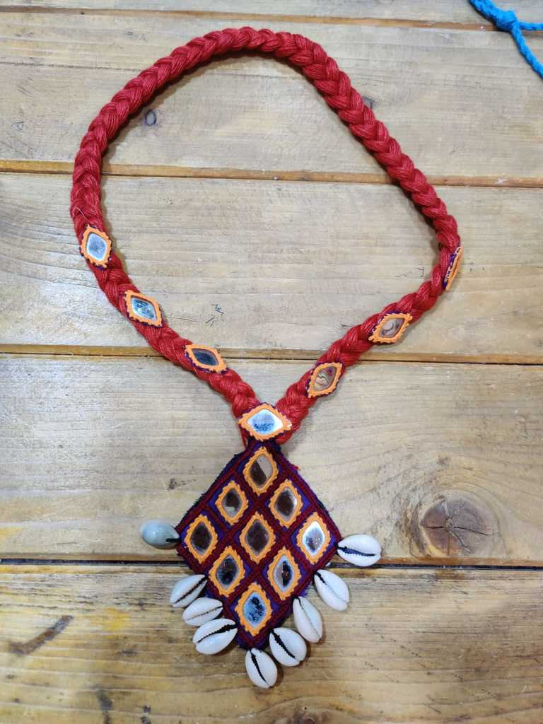 Kutch Hand Embroidered Fabric Necklace - Desi Weaves