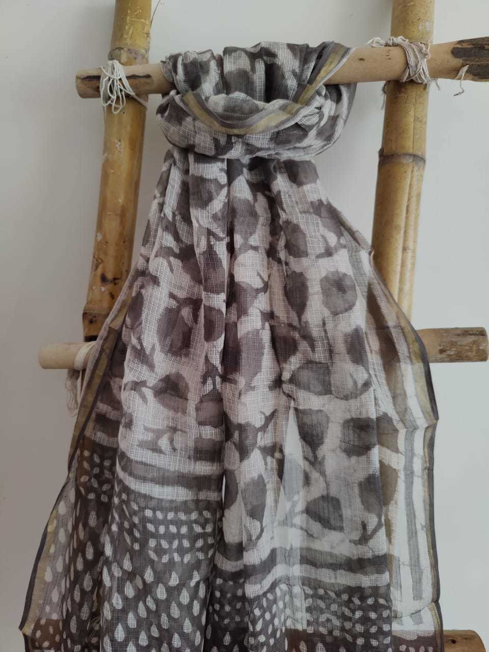 Handblock Print Kota Doria Dupatta Online - Desi Weaves