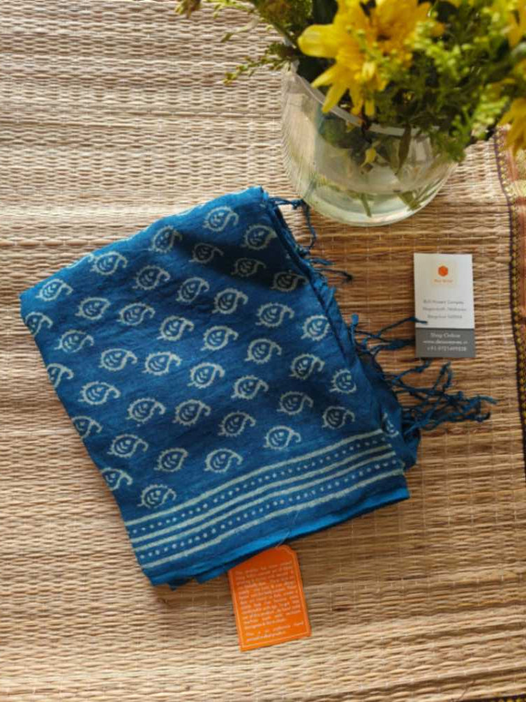 Indigo hand block print linen dupatta - Desi Weaves