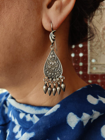 Saanjh handcrafted pure silver earrings - Desi Weaves