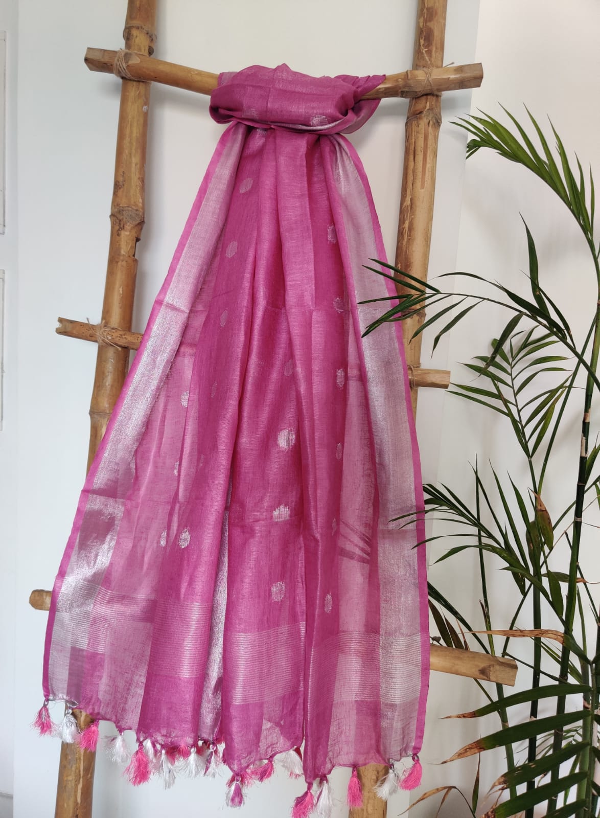 Pure Linen Dupatta Online - Desi Weaves