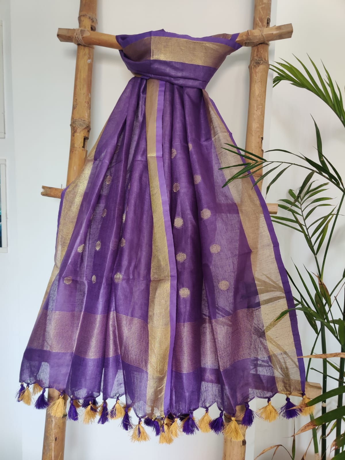 Purple Pure Linen Dupatta Online - Desi Weaves