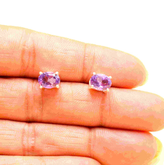 4 mm Stone Earrings in 925 Silver