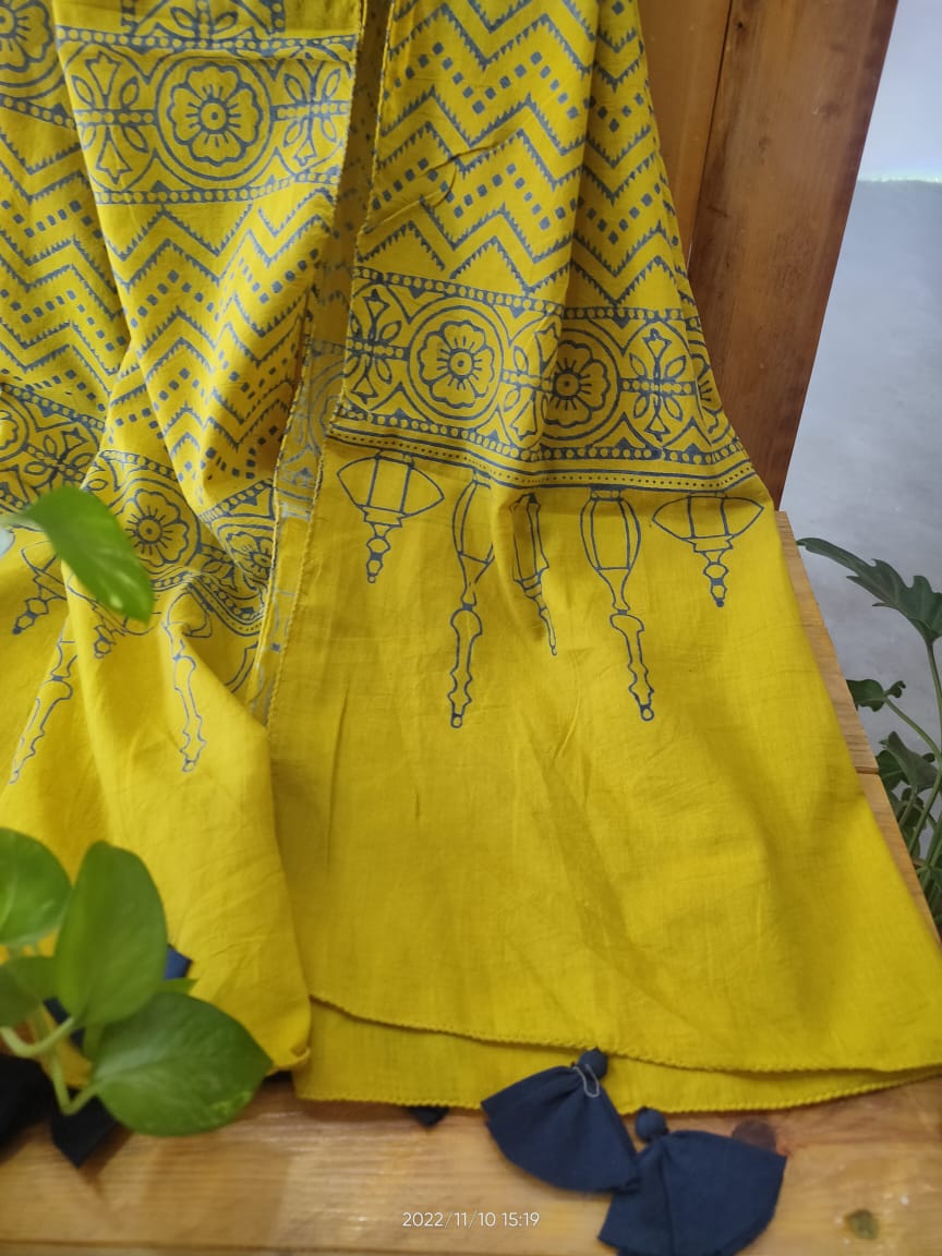 cotton stoles online - desi weaves