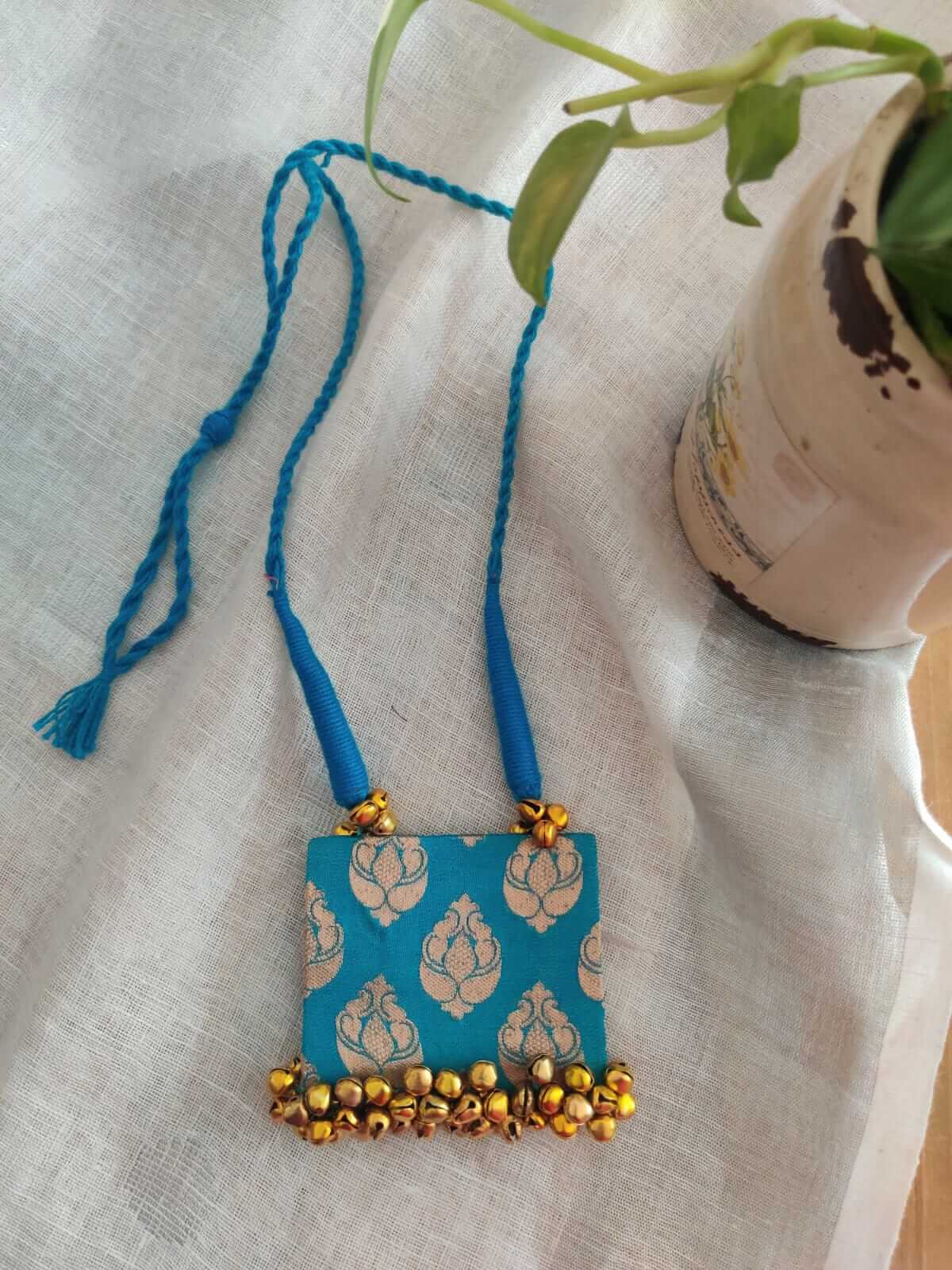 Hand Embroidered Kutch Necklace - Desi Weaves