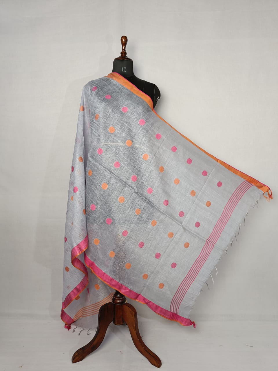 Glowing Sky Handwoven Pure Linen Dupatta