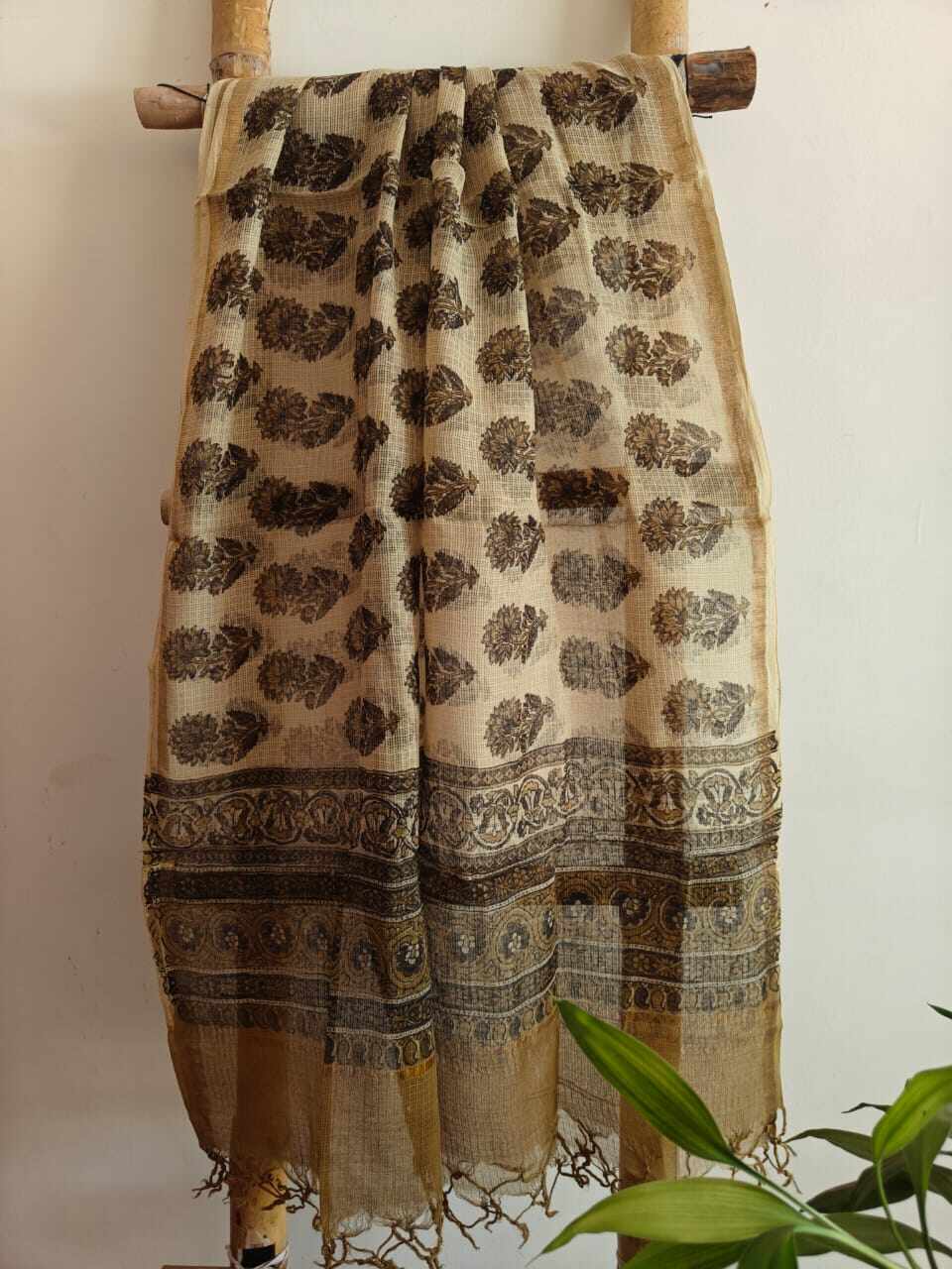 Desi Weaves Nwaaz Ajrakh Handcrafted Kota Doria Dupatta