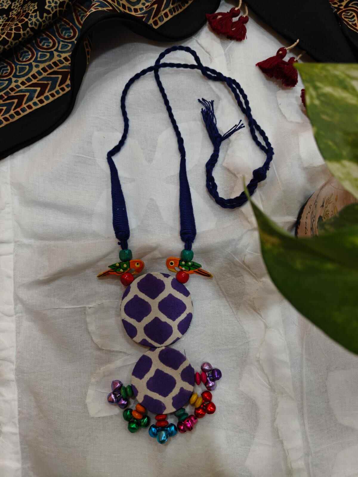 Hand Embroidered Kutch Necklace - Desi Weaves