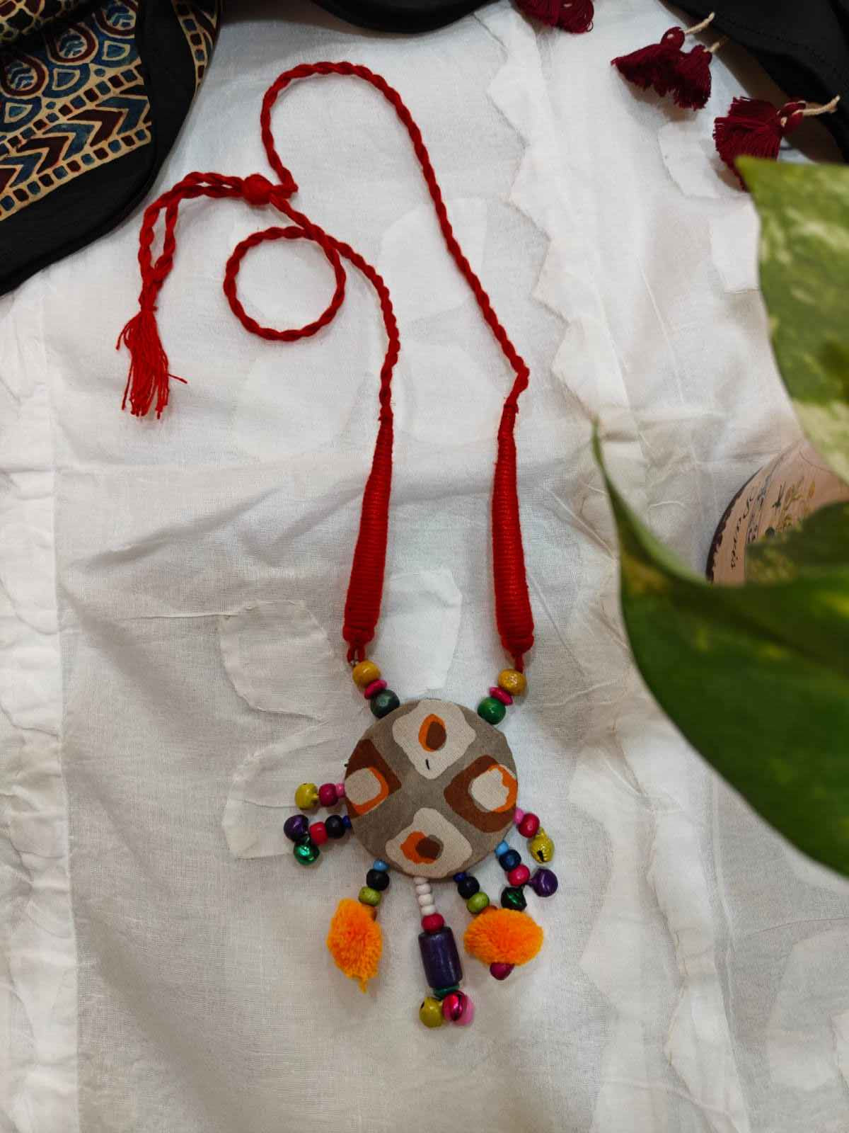 Hand Embroidered Kutch Necklace - Desi Weaves