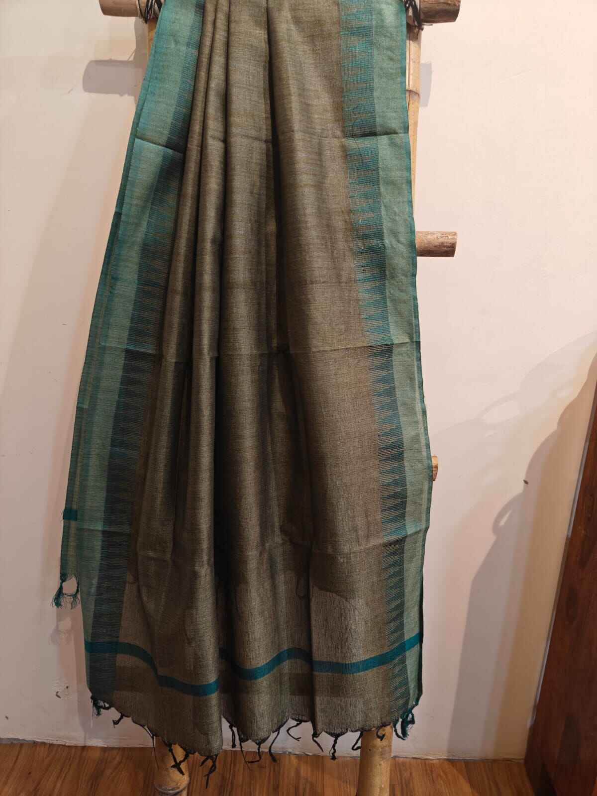 Khadi dupatta online - Desi Weaves