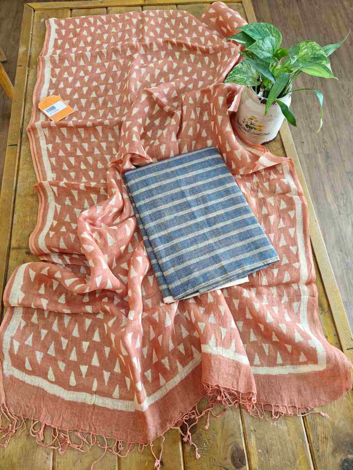 Block Print Linen Dupatta & Linen Top Suit Set