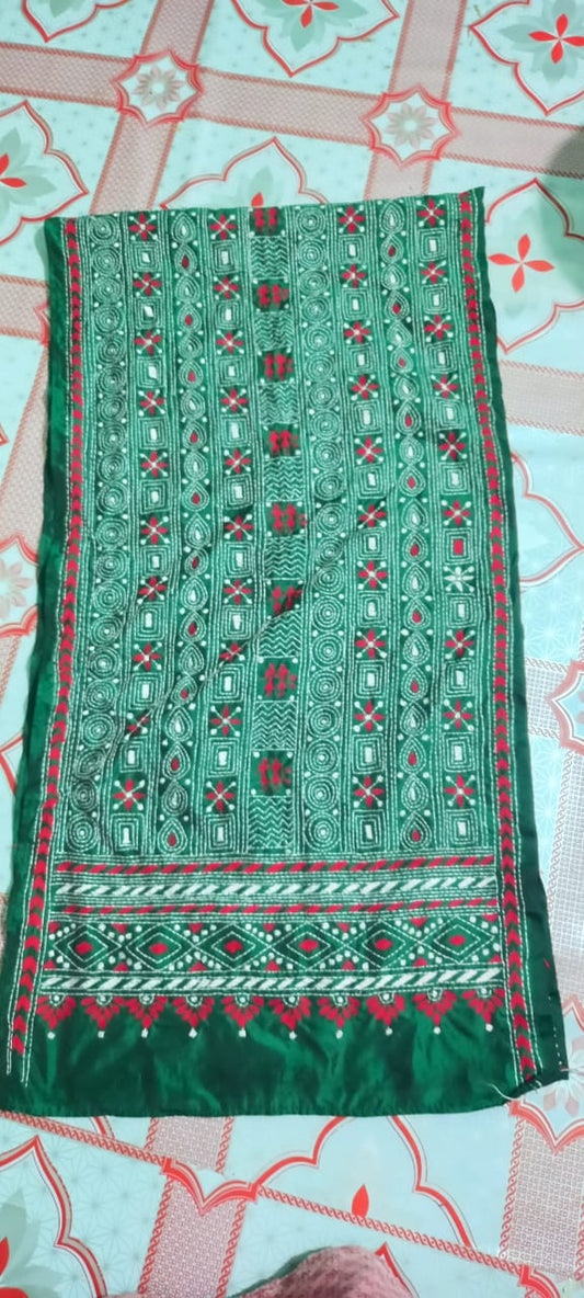 Hand Embroidered Bengal Kantha Stitch Silk Stole