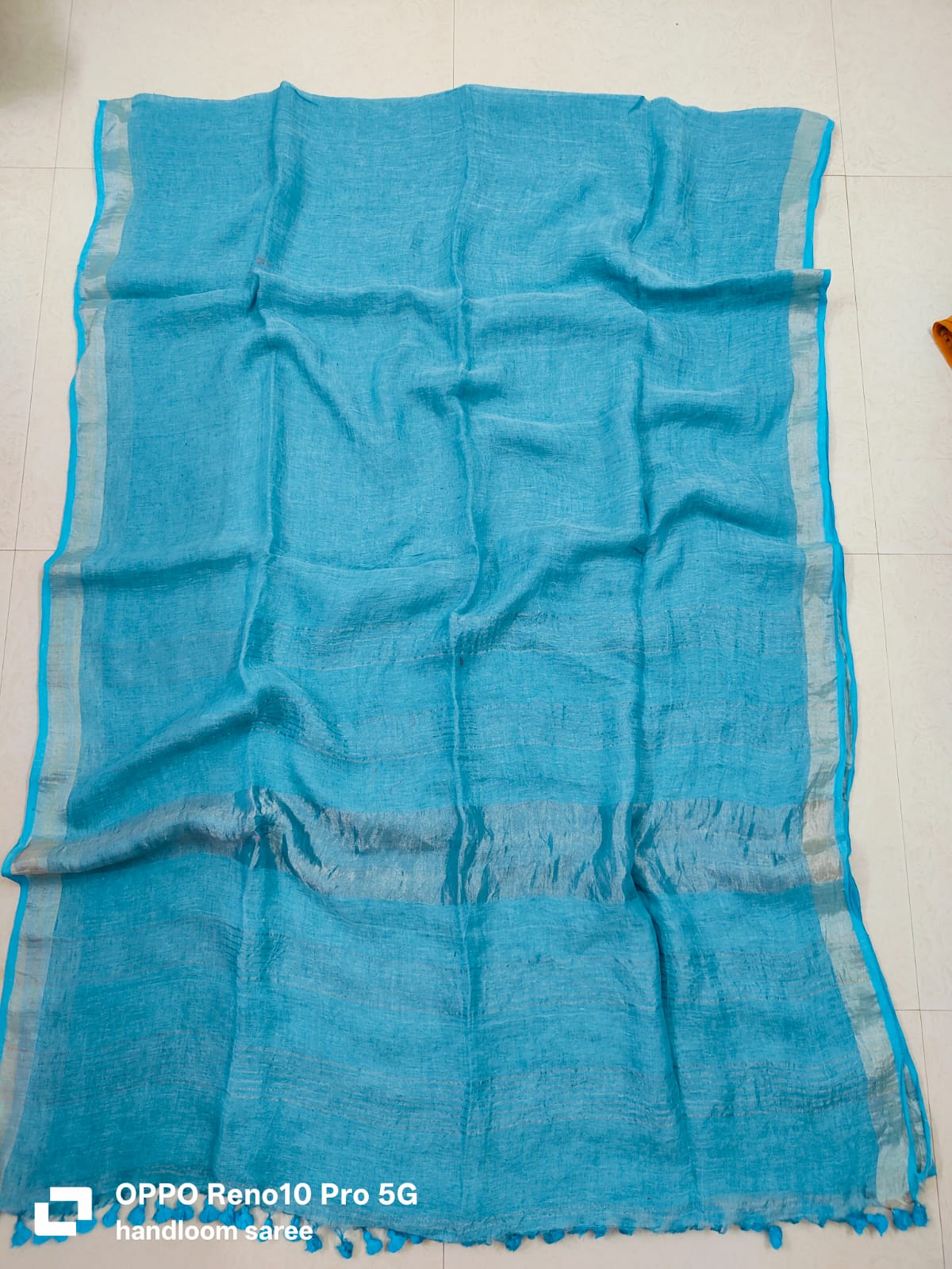 Handwoven Pure Linen Saree - Desi Weaves