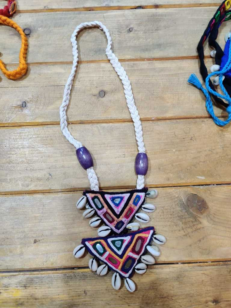 Hand Embroidered Kutch Necklace - Desi Weaves