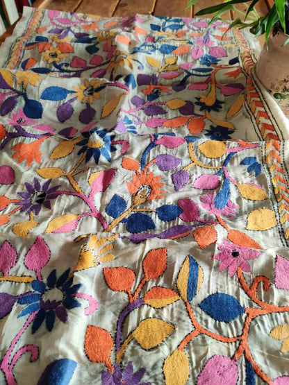 Kantha Stitch Tussar Silk Stole - Desi Weaves