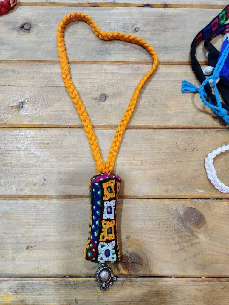 Hand Embroidered Kutch Necklace - Desi Weaves