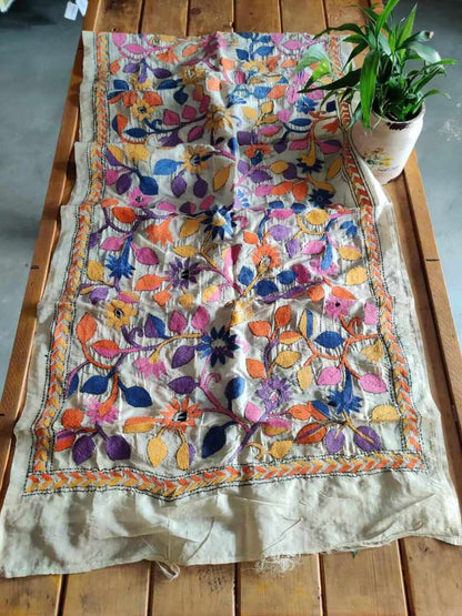 Kantha Stitch Tussar Silk Stole - Desi Weaves