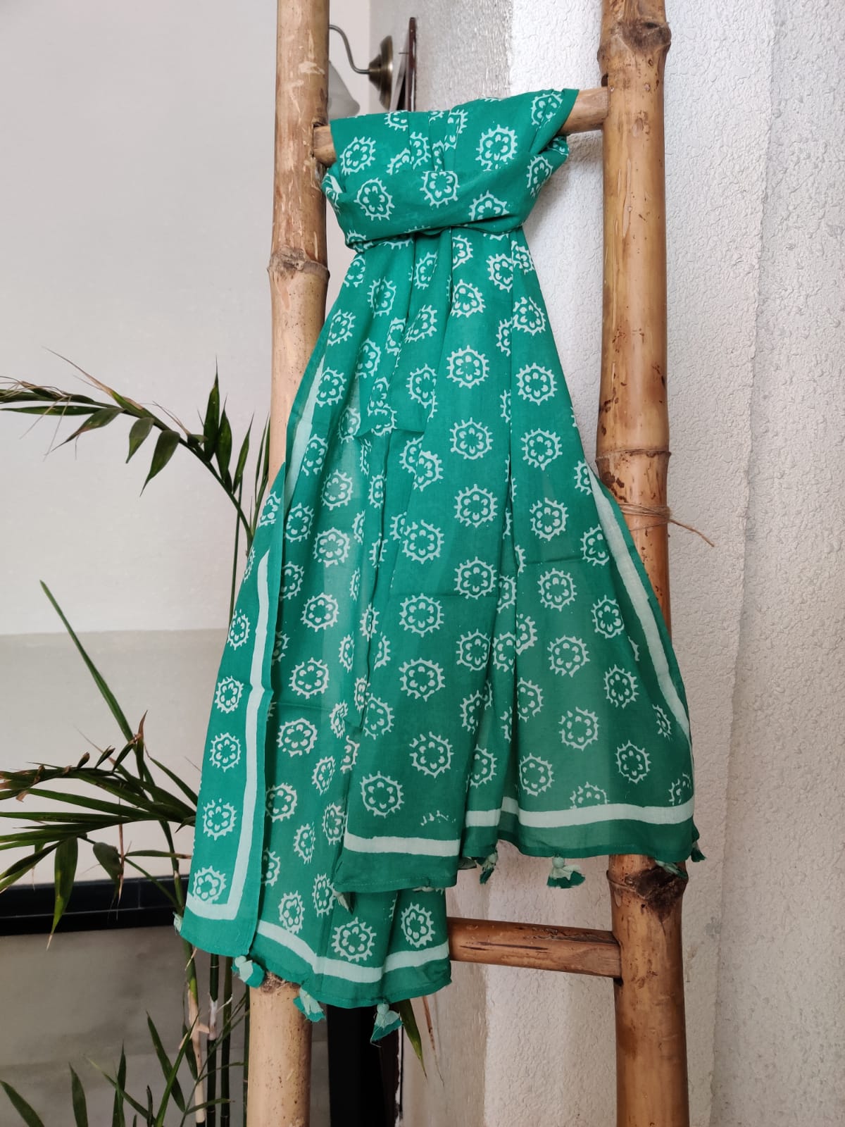 handblock mull cotton stoles - desi weaves